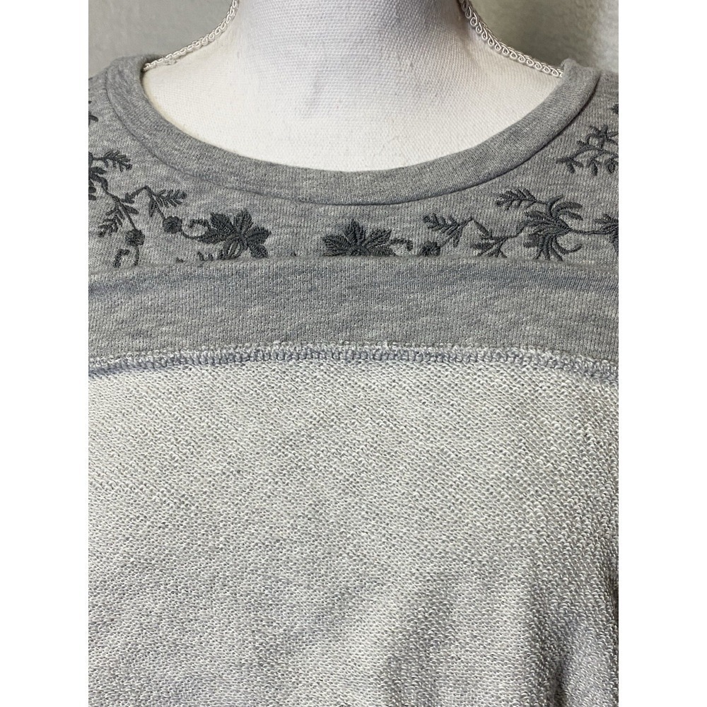 American Eagle Floral Embroidered Round neck Sweatshirt Womens Size Small - Picture 8 of 13